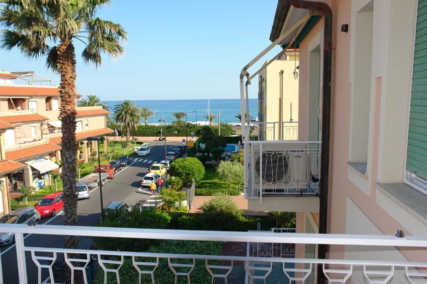 Ligure Residence Borgio Verezzi Bagian luar foto