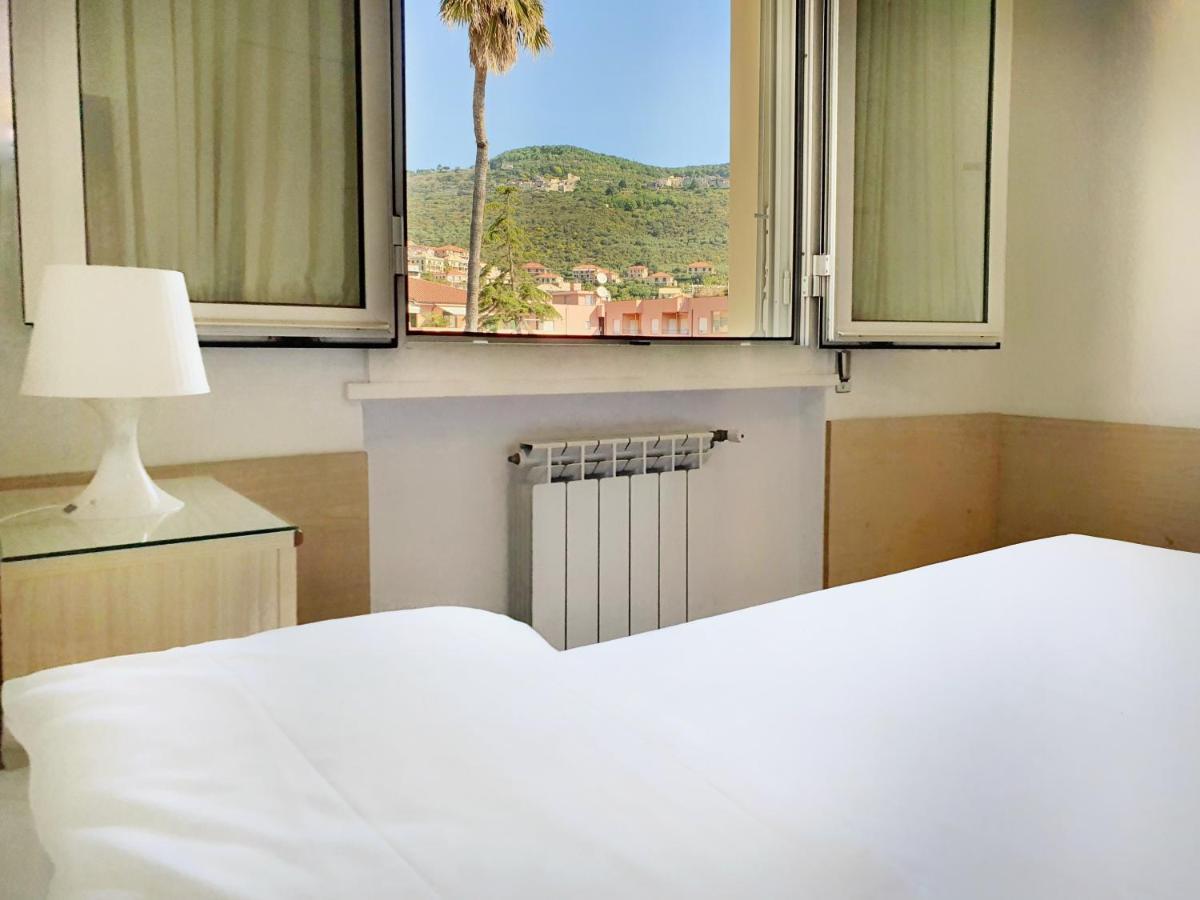 Ligure Residence Borgio Verezzi Bagian luar foto